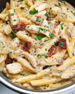Creamy Sun-Dried Tomato Chicken Pasta Recipe