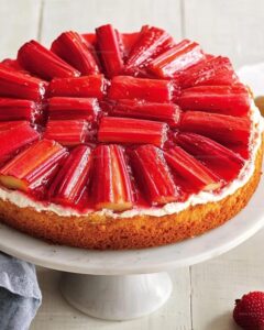 Strawberry Rhubarb Upside-Down Cake Recipe