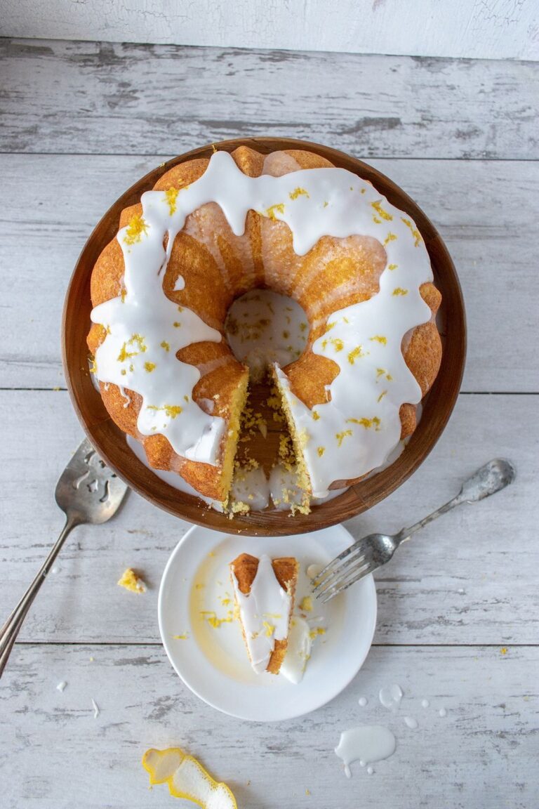 Lemon Drizzle Cake Recipe