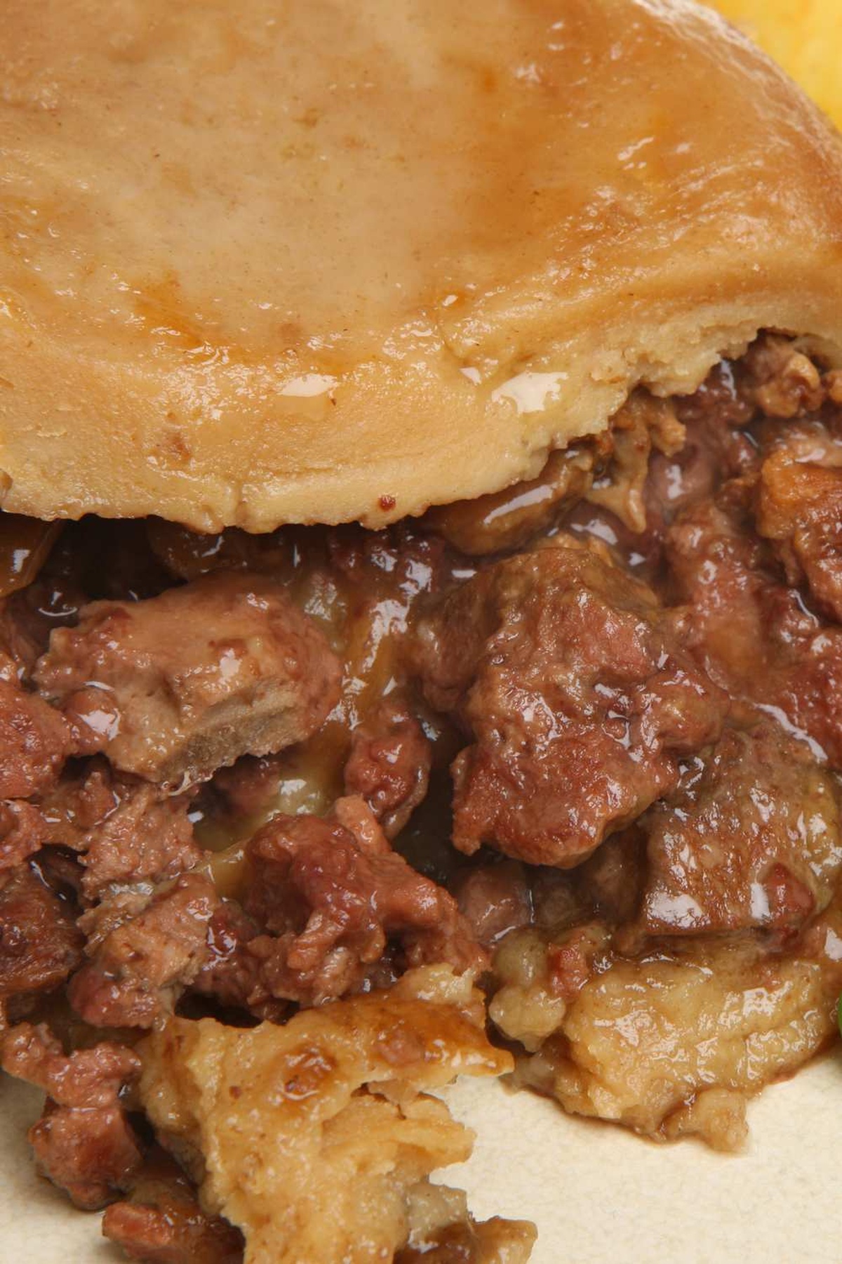 Old-fashioned Steak And Kidney Pudding Recipe
