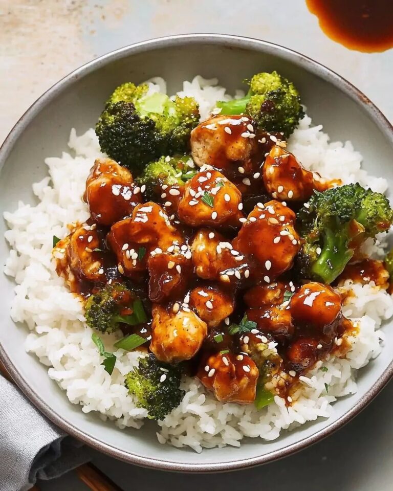 Sticky Chicken Rice Bowls Recipe