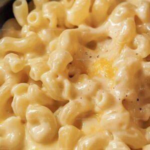 Creamy Crock Pot Mac and Cheese Recipe