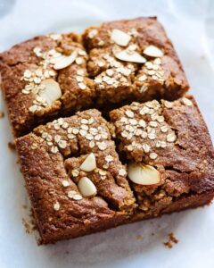 Healthy Breakfast Oatmeal Apple Cake Recipe