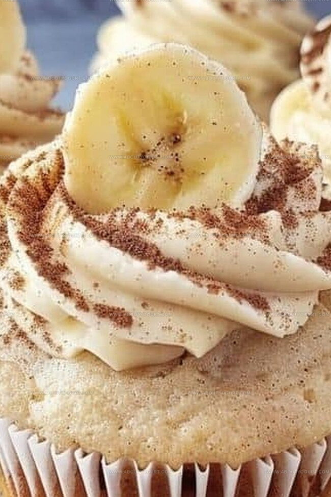 What Makes Banana Cupcakes with Cinnamon Cream Cheese Frosting Special
