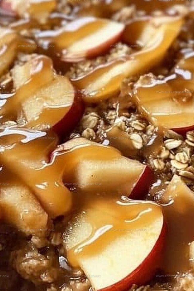 Caramel Apple Oatmeal Bake: A Cozy Classic