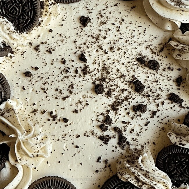 Why No-Bake Oreo Mud Pie Is a Crowd-Pleaser