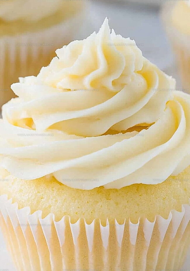 How To Make Easy Vanilla Cupcakes Recipe At Home
