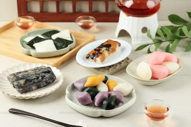 Why Are Korean Snacks Often Both Sweet and Savory in a Single Bite?