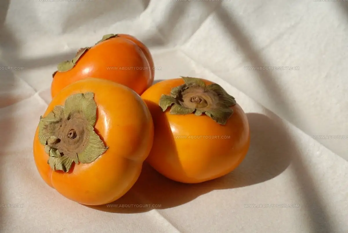 What Does a Persimmon Taste Like? Exploring Nature's Sweet Mystery