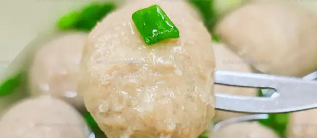 Vietnamese Beef Meatballs (Bo Vien)