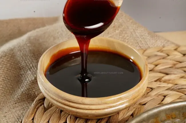 What Non-Alcoholic Alternatives Can Replace Coffee Liqueur?